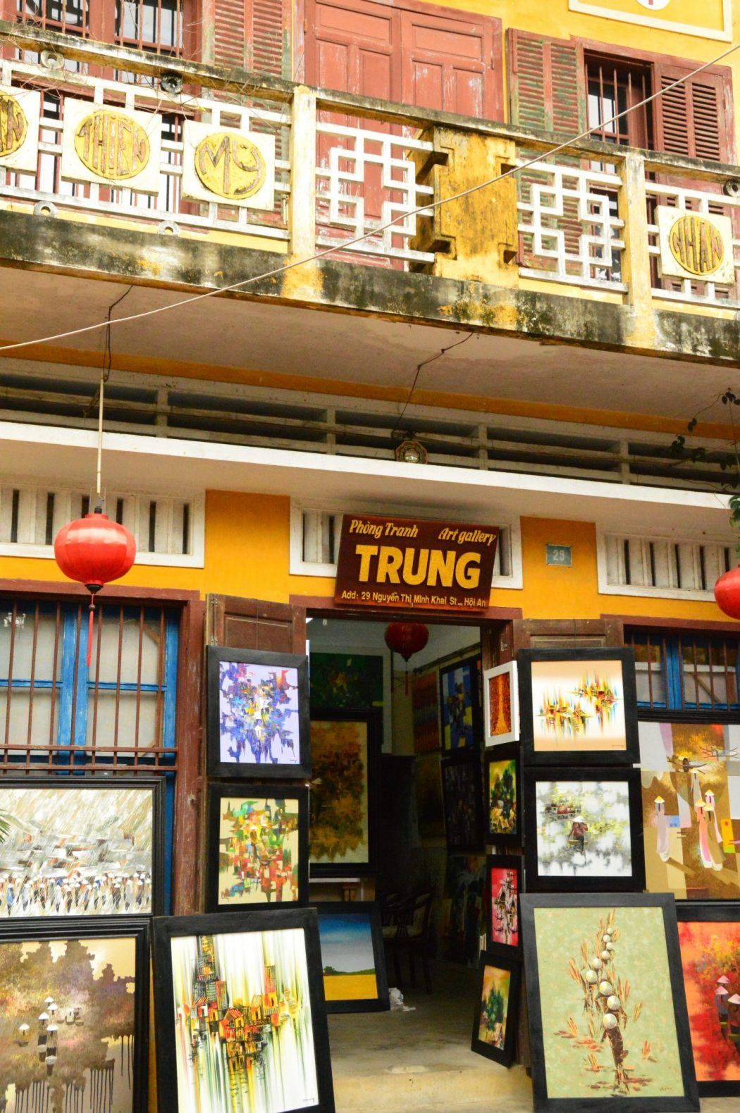 Art shop in Hoi An Vietnam