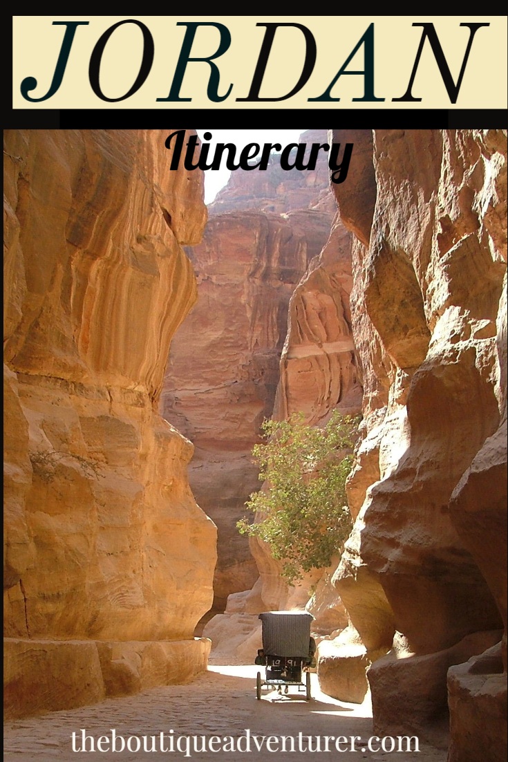 Planning a Trip to Jordan? Don't miss Wadi Rum and Petra and use my flexible Jordan Itinerary to plan your perfect trip - and boutique hotels! #jordan
