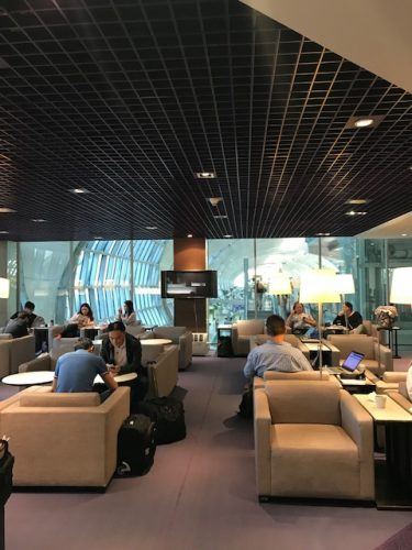 Royal silk lounge gate c bangkok airport