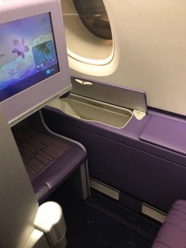 a380 thai airways storage locker