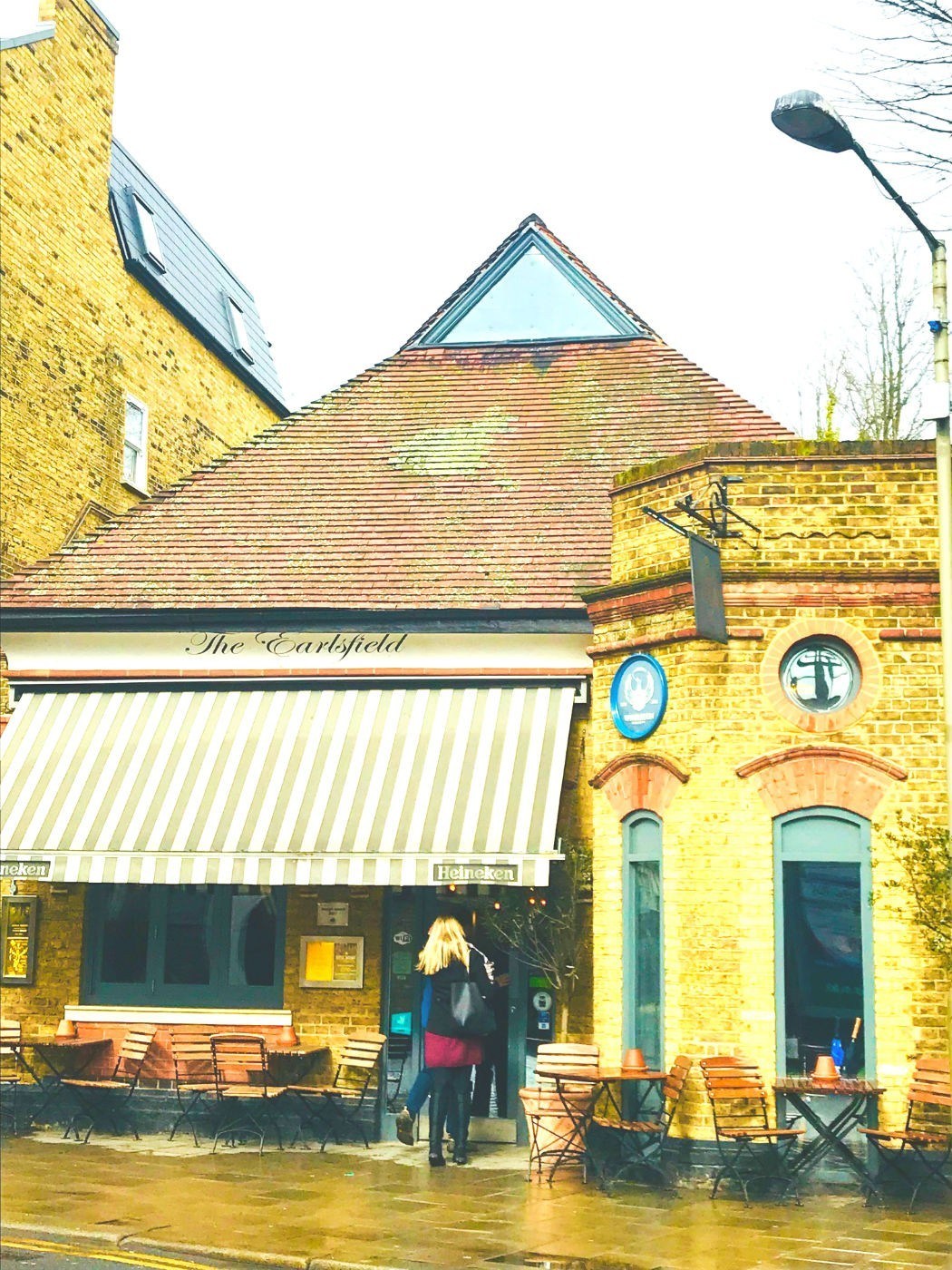 earlsfield pub exterior