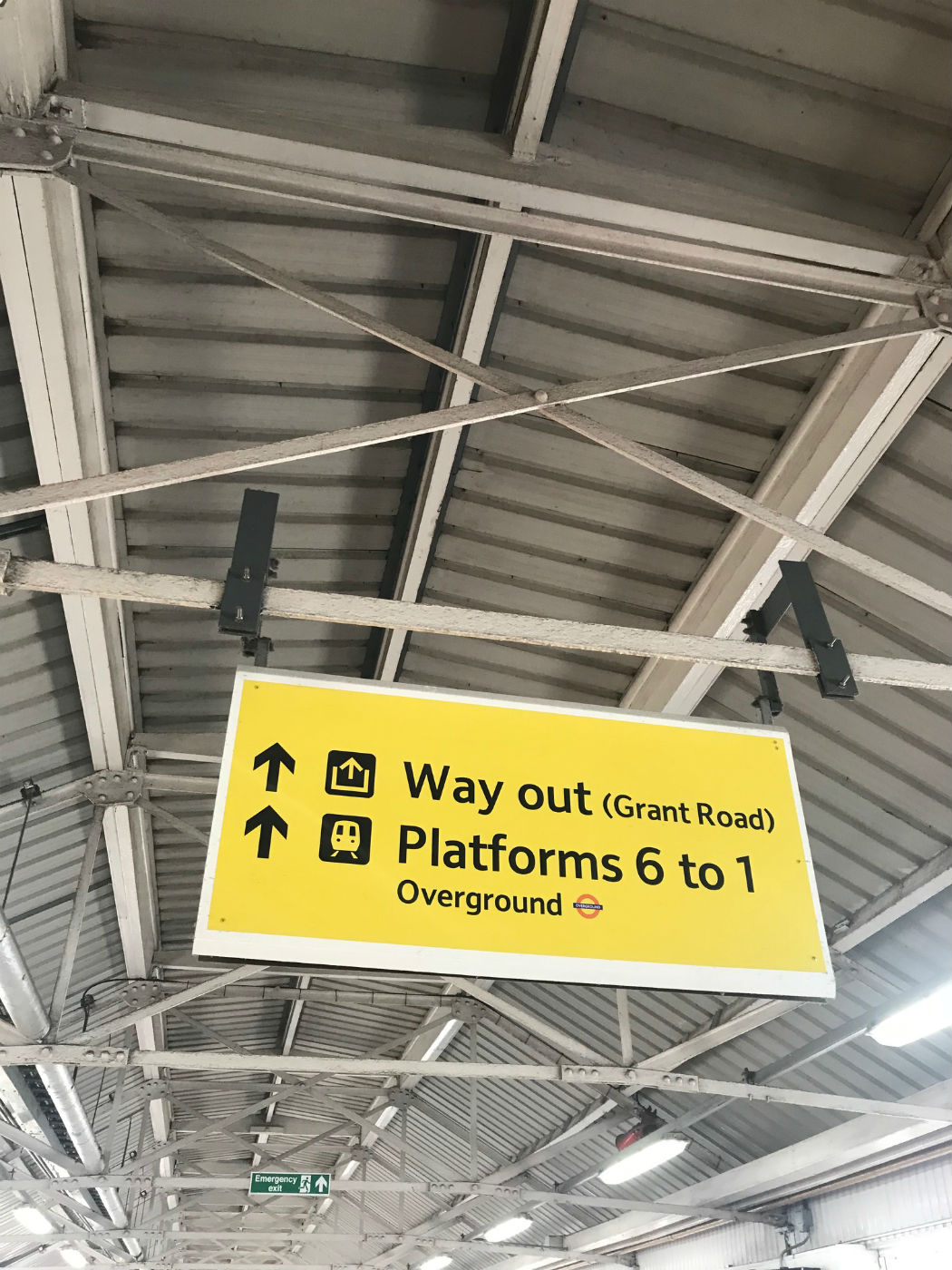 9 Best Restaurants near Clapham Junction 3 signs at clapham junction station london