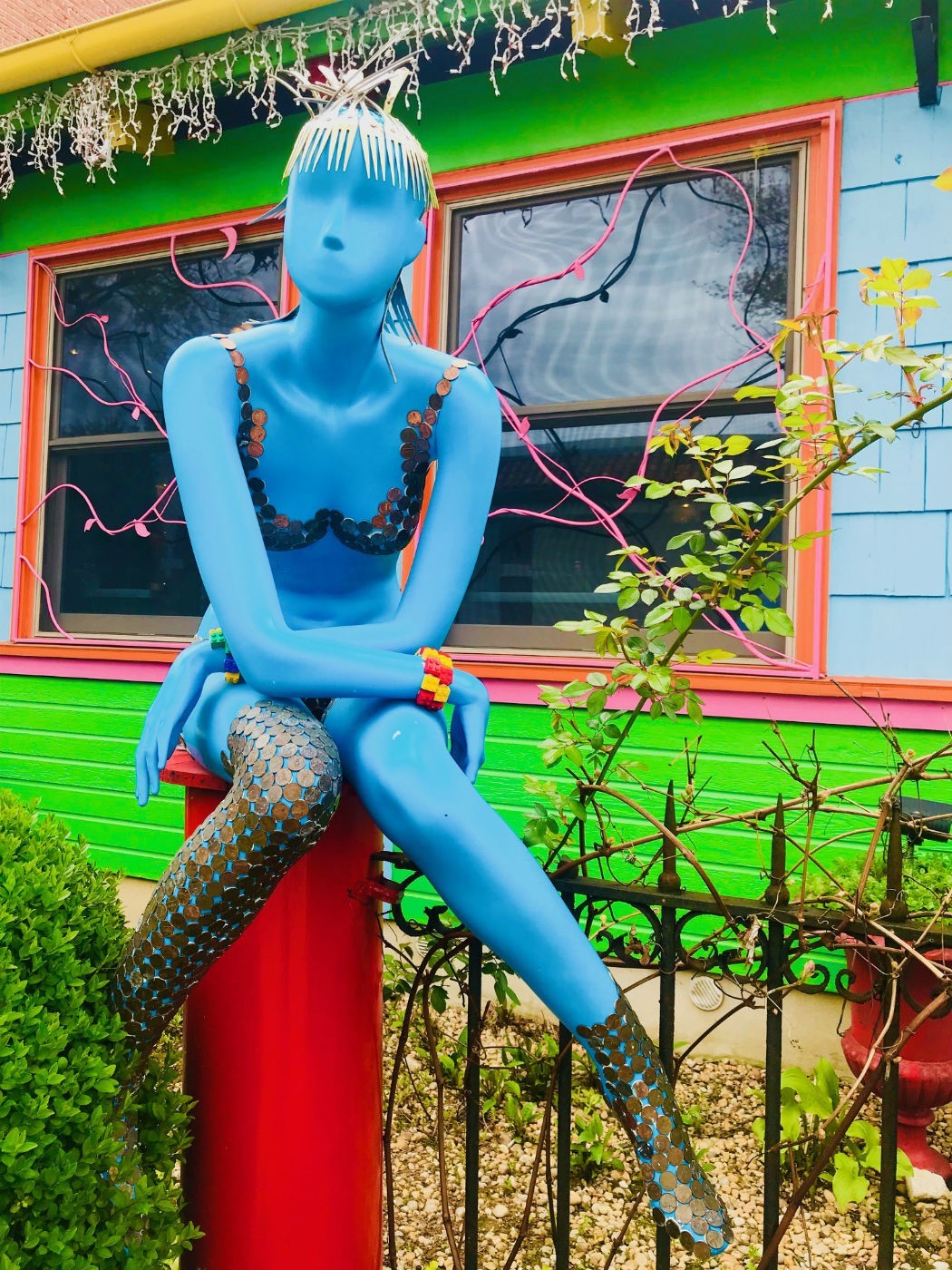 paper moon diner blue woman sculpture