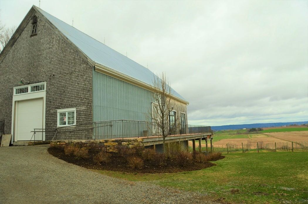 9 Best Wolfville Wineries (2022) You Won't Want to Miss 13 Planter's Ridge Winery exterior