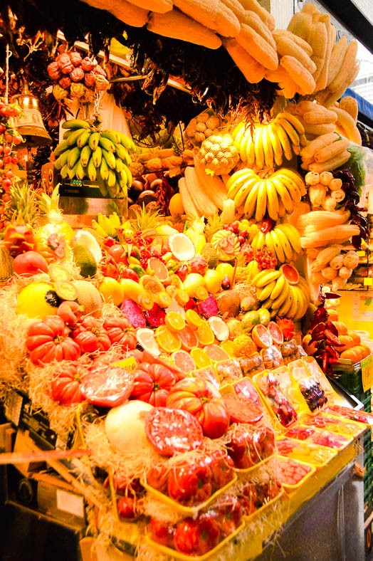 7 Best Gran Canaria Markets You Won't Want to Miss 11 colourful market fruits on display in Gran Canaria
