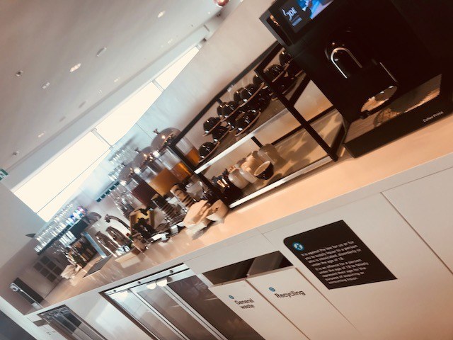 thai airlines business class review juices at air new zealand lounge sydney airport