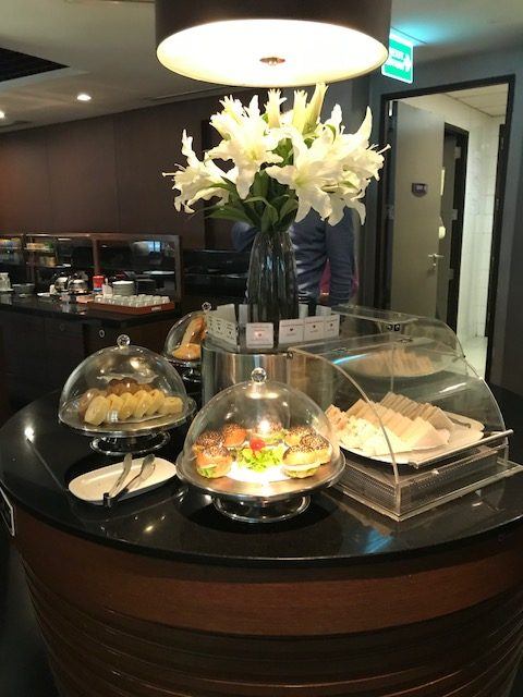 heathrow to bangkok thair airways lounge at bangkok airport