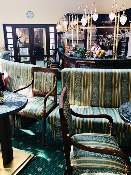 3 Best Czech Republic Spa Towns in Bohemia 28 hotel imperial bar Marianske Lazne