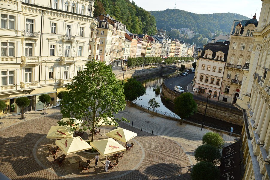 21 Most Peaceful Countries of the World (2023 | Safest and Happiest 11 what to do in karlovy vary