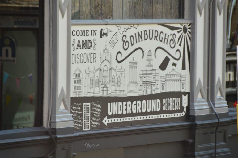 Edinburgh Vaults Tour Underground The 2 Not to Miss!