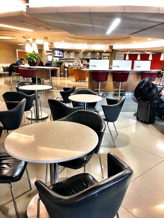 American Airlines Premium Economy 777 Review - Is it Worth Paying Extra? 4 american-airlines-lounge at heathrow airport