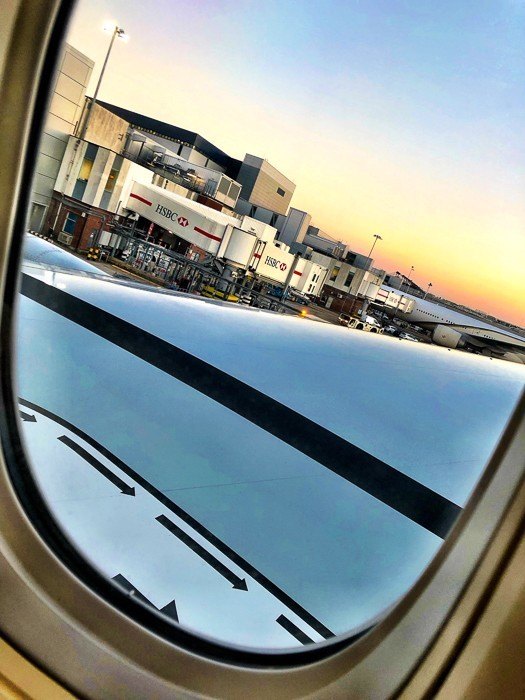American Airlines Premium Economy 777 Review - Is it Worth Paying Extra? 1 boeing 777 american airlines interior