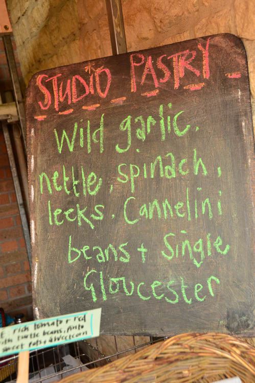 Where to Stay in the Cotswolds for Boutique Hotel Lovers 11 england_cotswolds_stroud-farmers-market-blackboard-menu