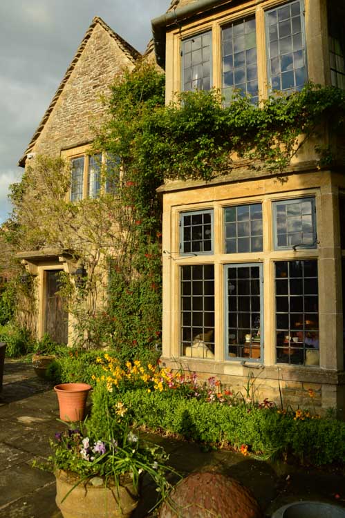 england_cotswolds_whatley-manor-exterior-windows