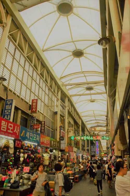 12 Best Things to do in Daegu Korea 6 korea_daegu_seomun-market