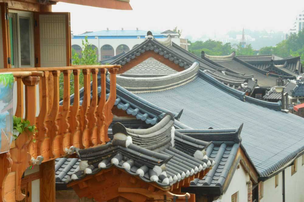 11 Best Seoul Day Trips You Won't Forget 16 korea_jeonju_hanok-roofs