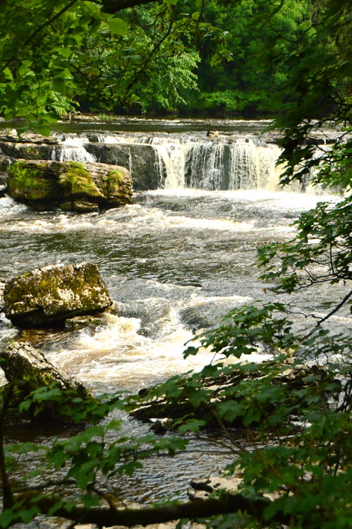 2 Luxury Hotels Yorkshire Not to Miss 43 england_yorkshire-waterfall