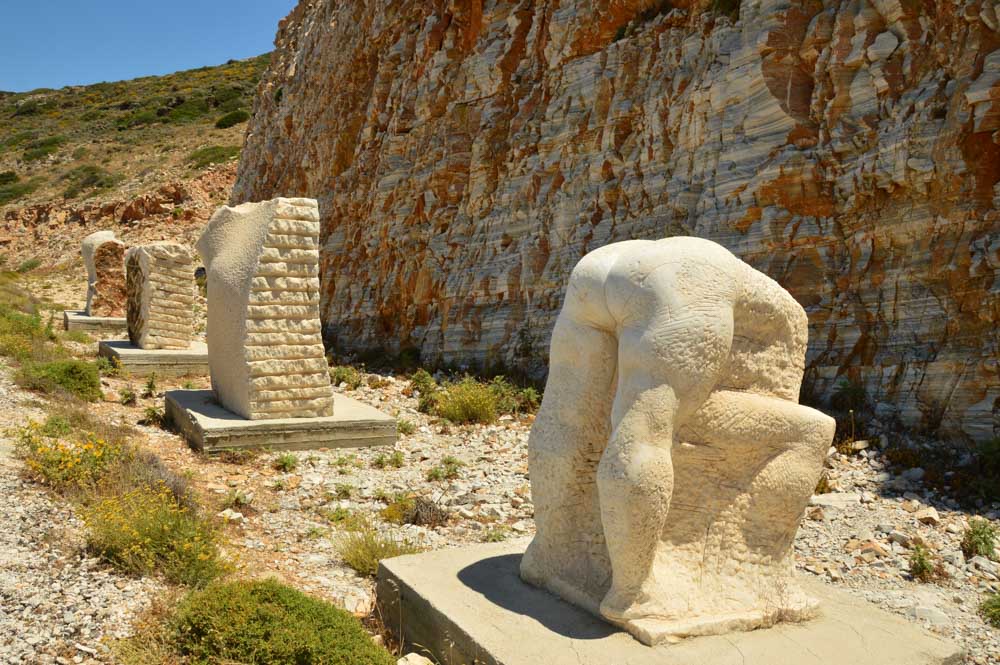 17 Best Things to do in Ios 16 greece_ios_modern-art-statues