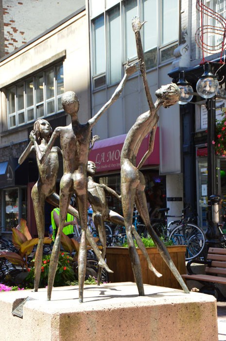 Canada_ottawa_sparks-st-sculpture Canada_ottawa_sparks-st-sculpture