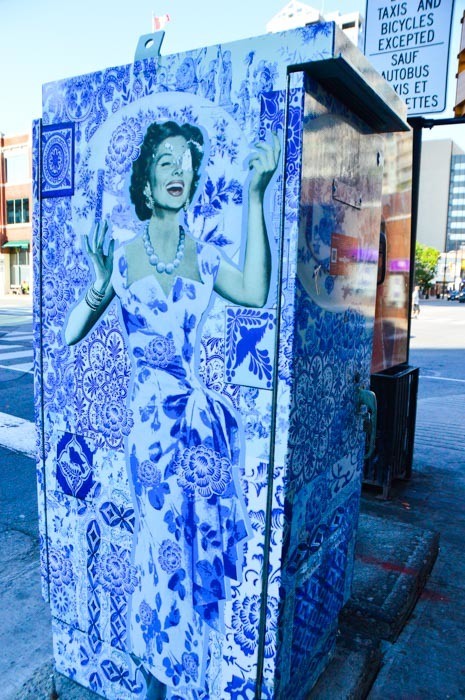canada_ottawa_mural-box-bright-blue