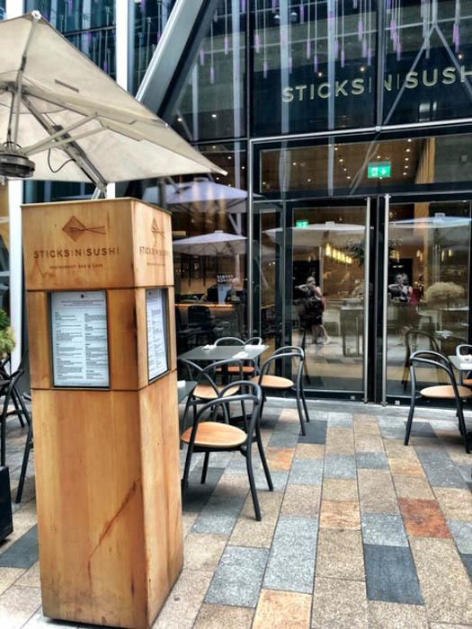 4 Great Victoria Station Restaurants 15 london_victoria_sticks-n-sushi