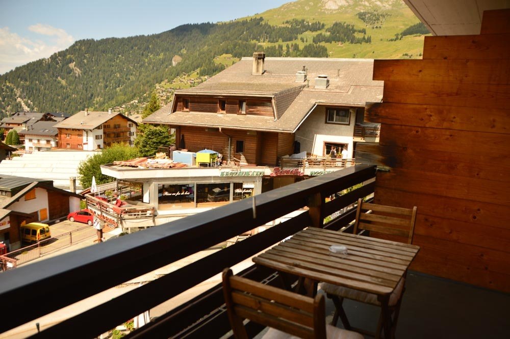 switzerland_verbier_hotel-bristol-room-terrace switzerland_verbier_hotel-bristol-room-terrace