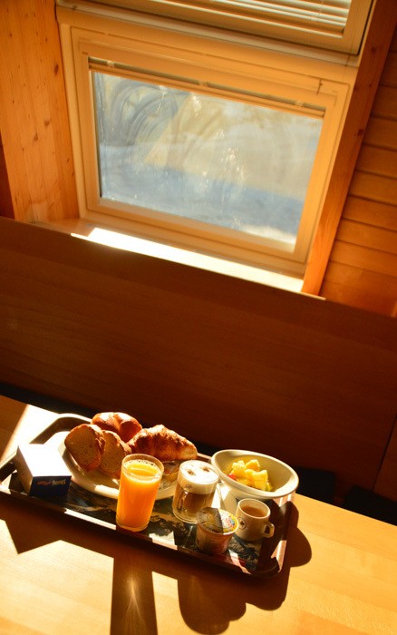 Verbier Summer Guide - 20 Reasons you must Visit 20 switzerland_verbier_igloo-breakfast