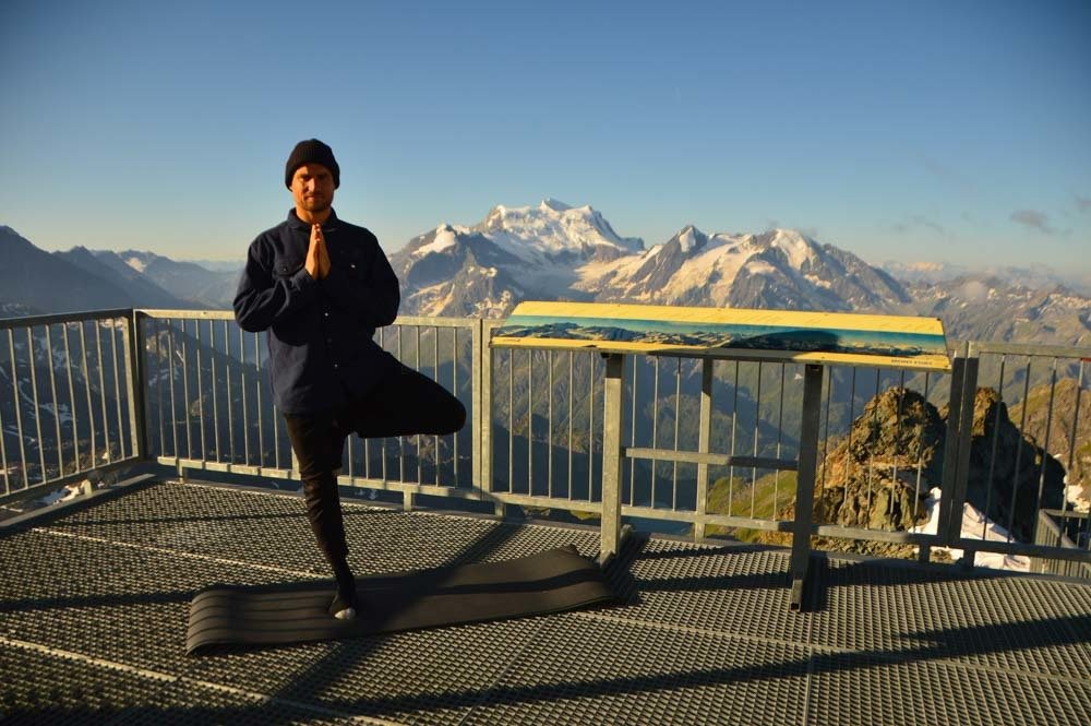 Verbier Summer Guide - 20 Reasons you must Visit 32 switzerland_verbier_mont-fort-yoga-pose