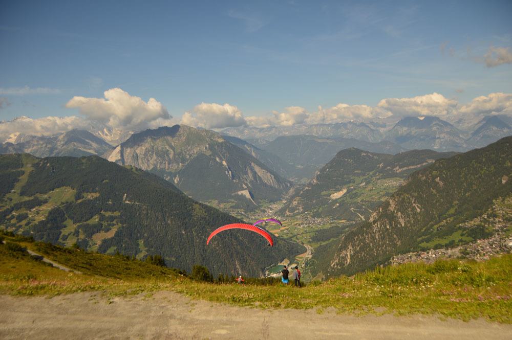 Verbier Summer Guide - 20 Reasons you must Visit 36 switzerland_verbier_paragliders