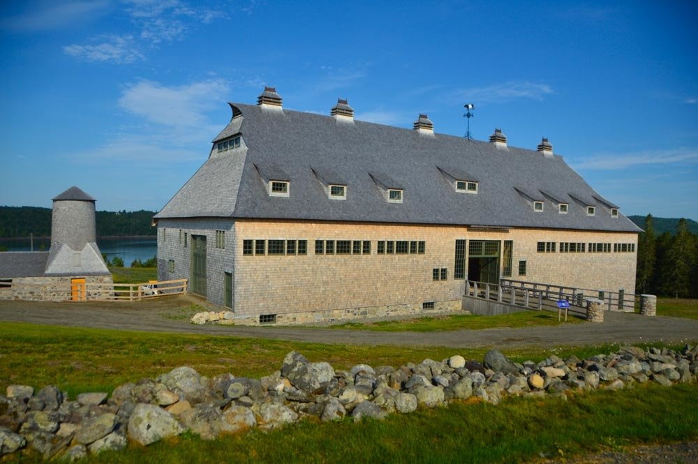 canada_new-brunswick_ministers-island-barn