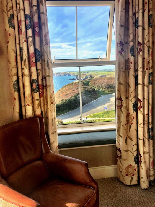 2 Best Spa Hotels South West England 33 england_cornwall_mullion-cove-room-view