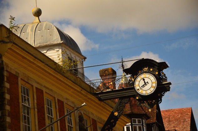 england_winchester_high-street-clock