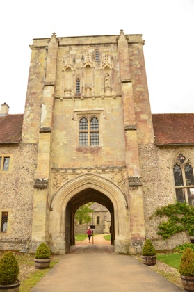 16 Best Things to do in Winchester & Nearby 17 england_winchester_hospital-st-cross-interior