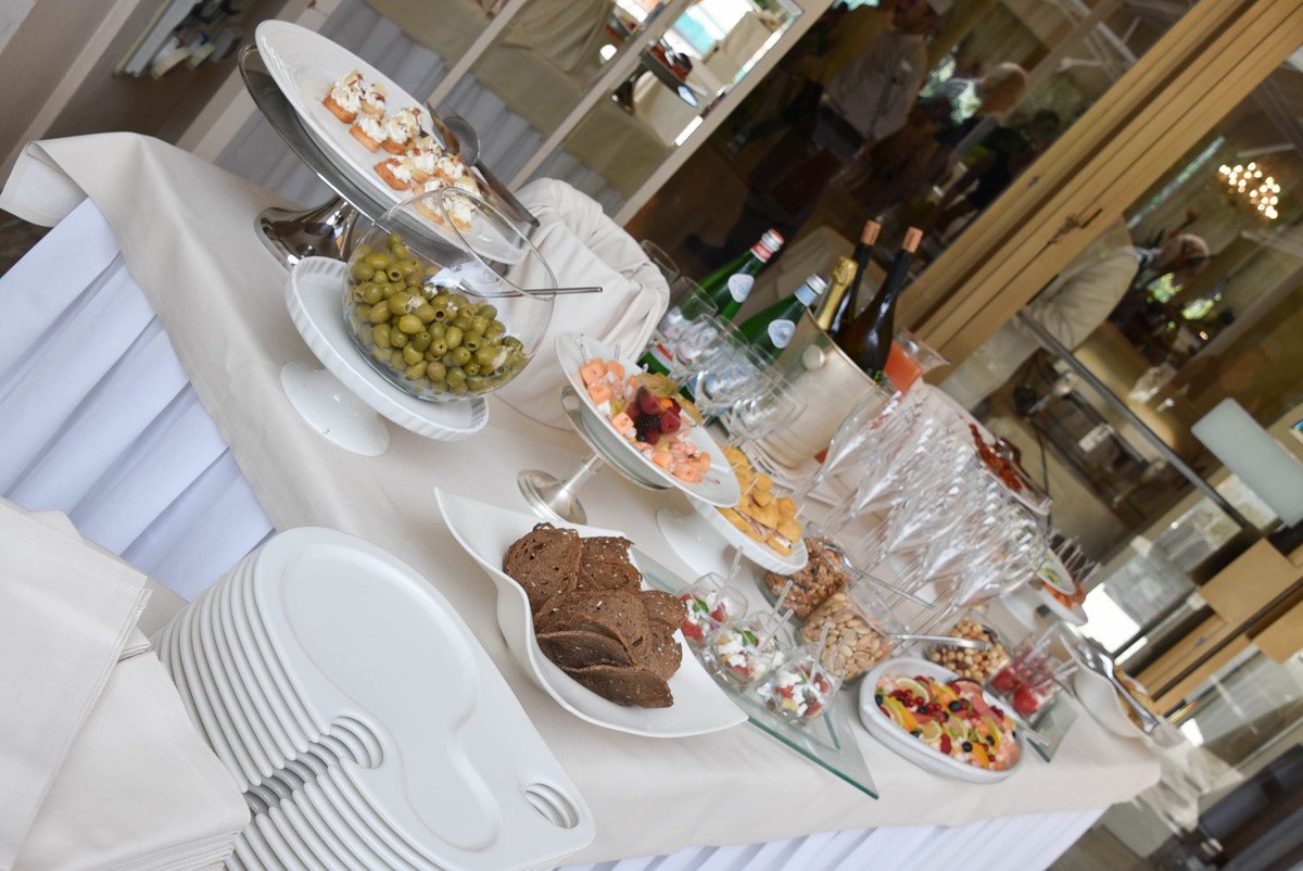 Italy_Rimini_grand-hotel-buffet