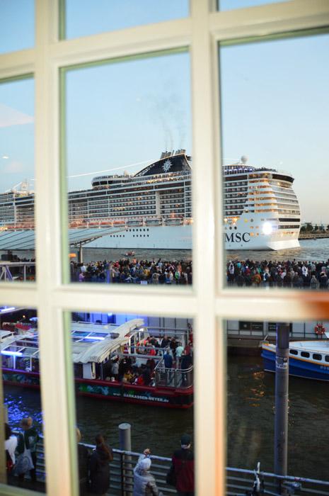 One Day in Hamburg - 4 Things To Do You Won't Want to Miss 23 germany_hamburg_blockbrau-view-of-cruise-ship-night