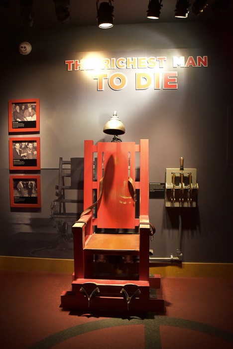 las_vegas_mob-museum-electric-chair