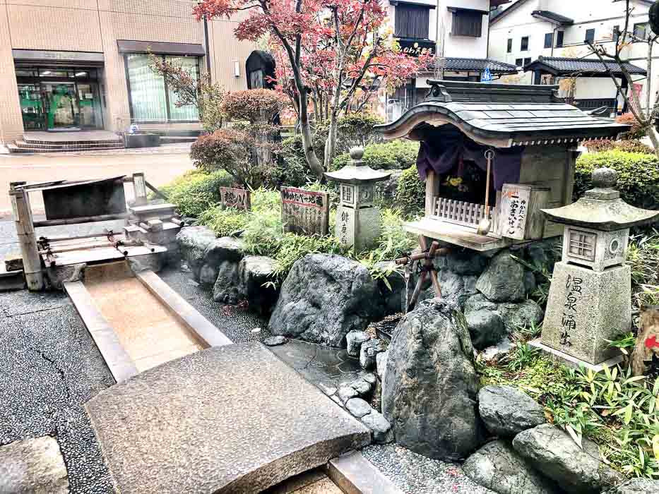 japan_kaga_yamanaka-hot-springs