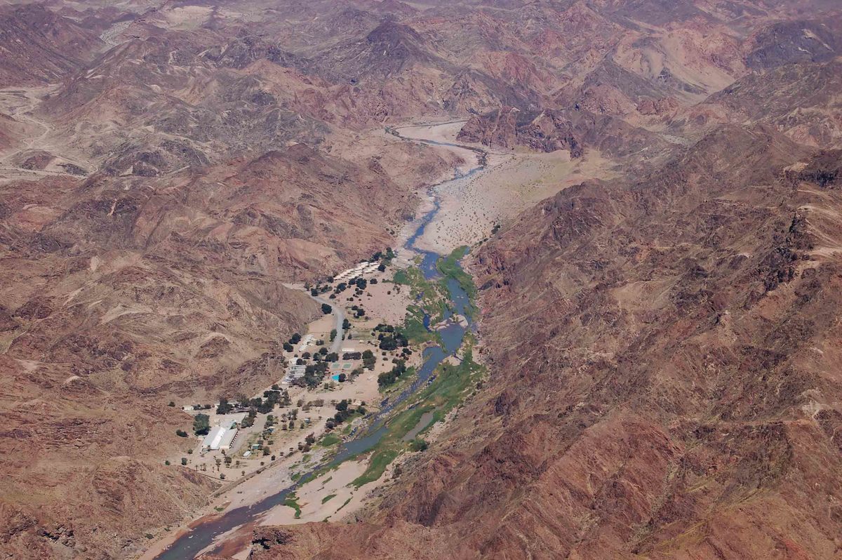 Namibia_fish-river-canyon-ai-ais-hot-springs-from-the-air