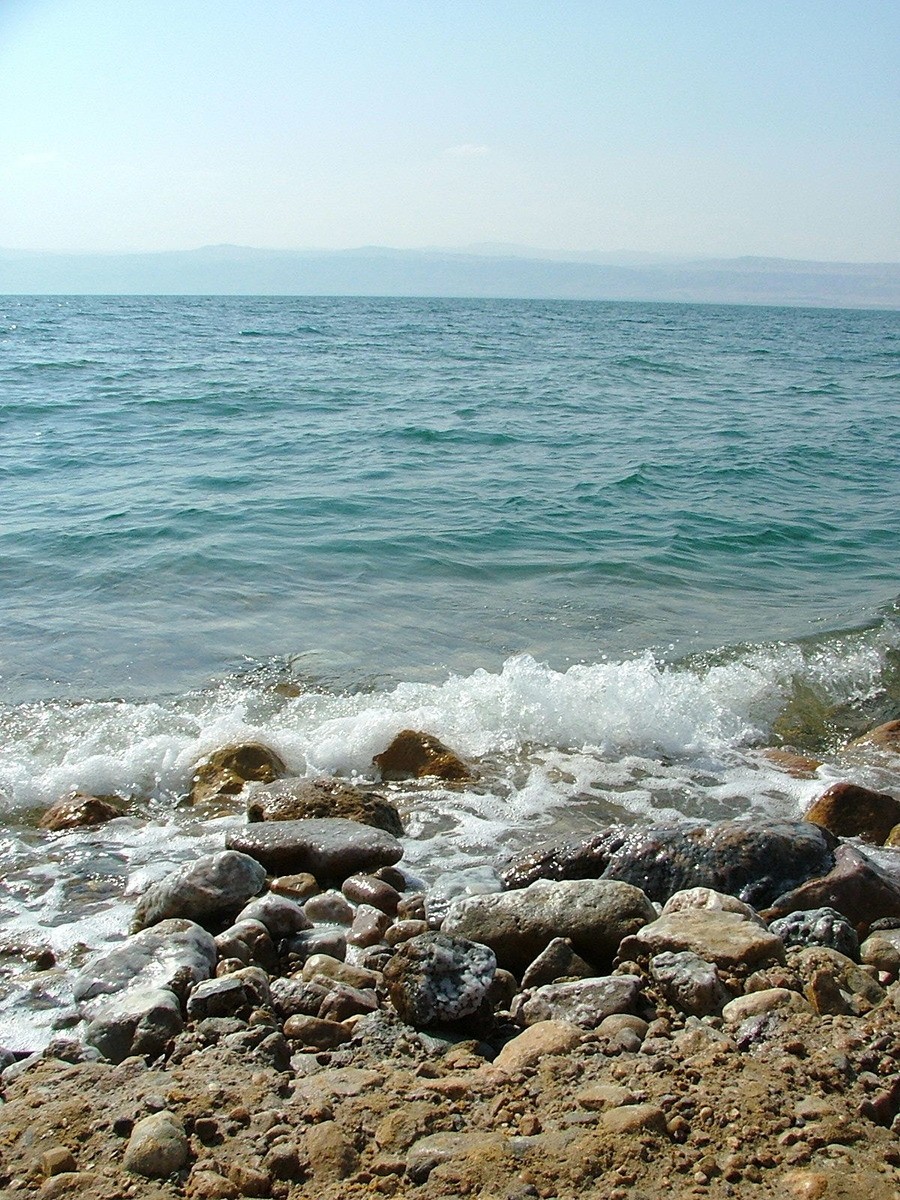 Jordan Itinerary for Boutique Hotel Lovers 26 jordan-dead-sea-waves-on-rocks