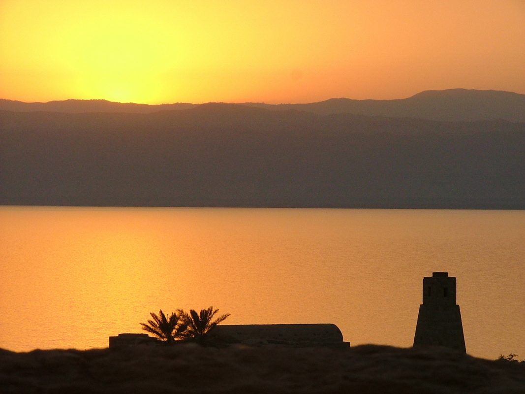 jordan-dead-sea-sunset most beautiful lakes in the world