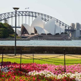 Australia_sydney_opera-house-from-botanic-gardens-2