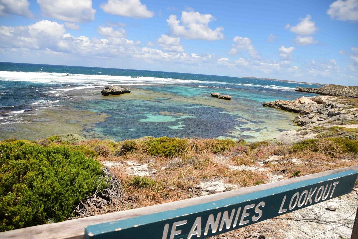 How to have the Best Rottnest Island Day Trip from a Local 18 Perth_rottnest_island_jeannies-lookout