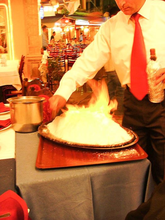 turkey_istanbul_salted-fish-on-fire
