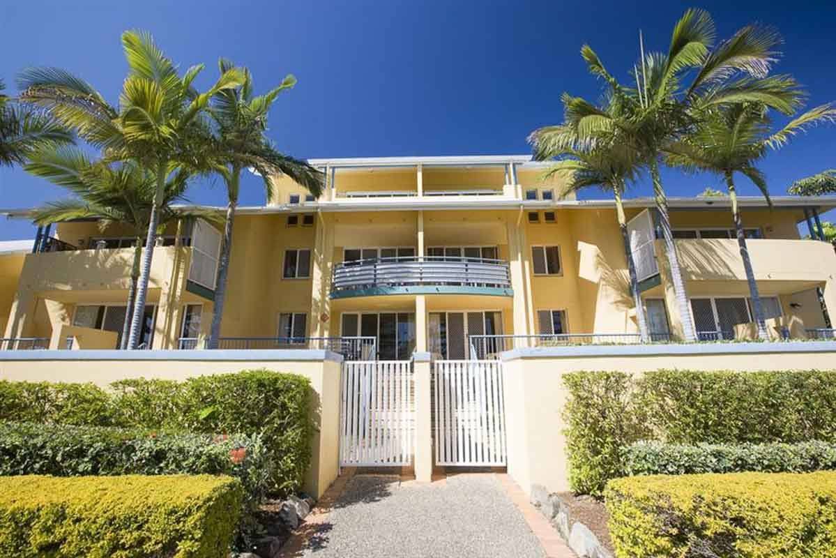 Gold Coast Itinerary: 3 Days for Adults 20 Exterior Breakfree Diamond Beach Gold Coast