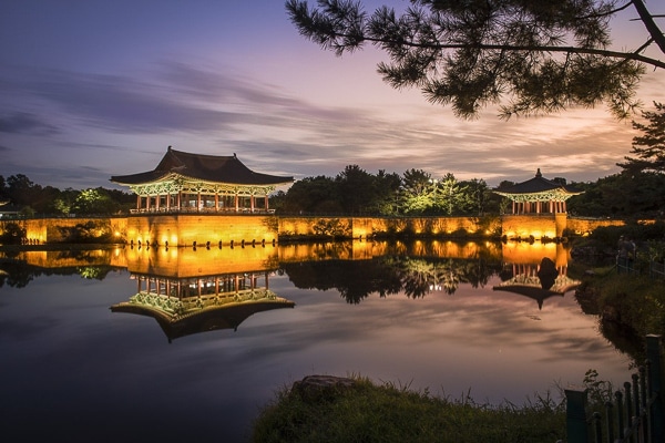 11 Best Seoul Day Trips You Won't Forget 12 Gyeongju temple korea sunset