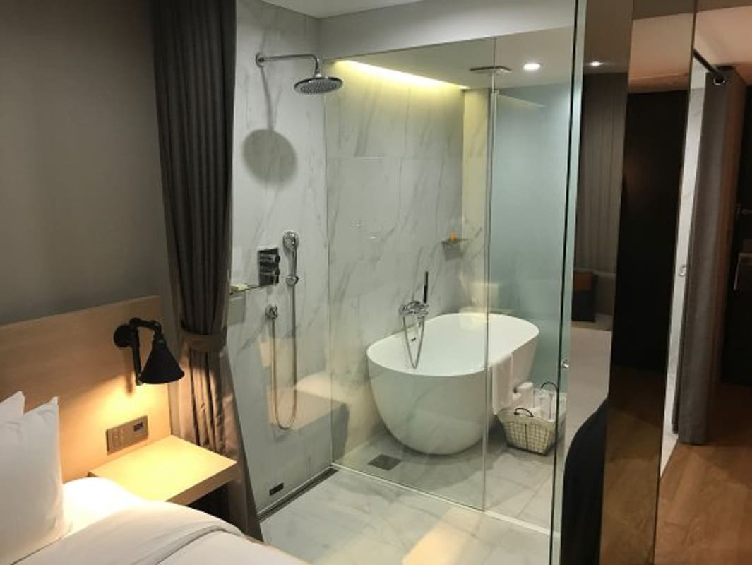hotel 28 seoul bathroom