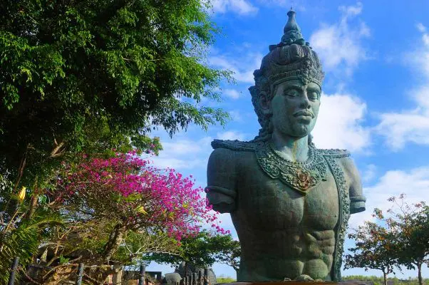 Garuda Wisnu Kencana Statue bali indonesia