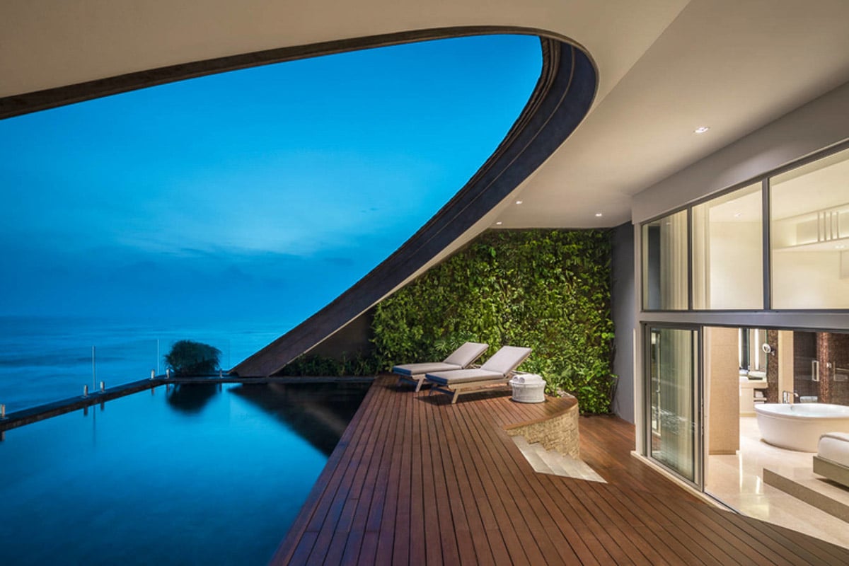 9 Incredible Bali Retreats for Singles You'll Love 19 room with deck and pool at como canggu bali