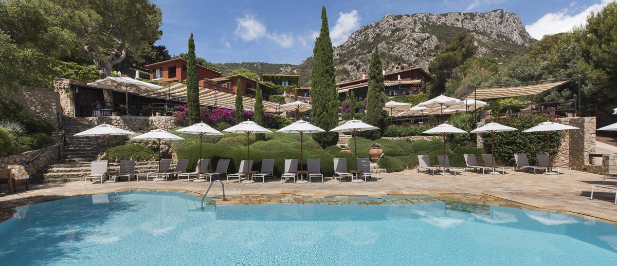 7 Charming Tuscany Boutique Hotels You Won't Want to Leave 16 hotel il pellicano tuscany
