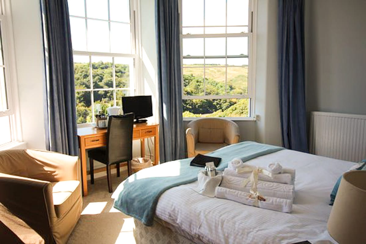Commonwood Manor room cornwall boutique hotel